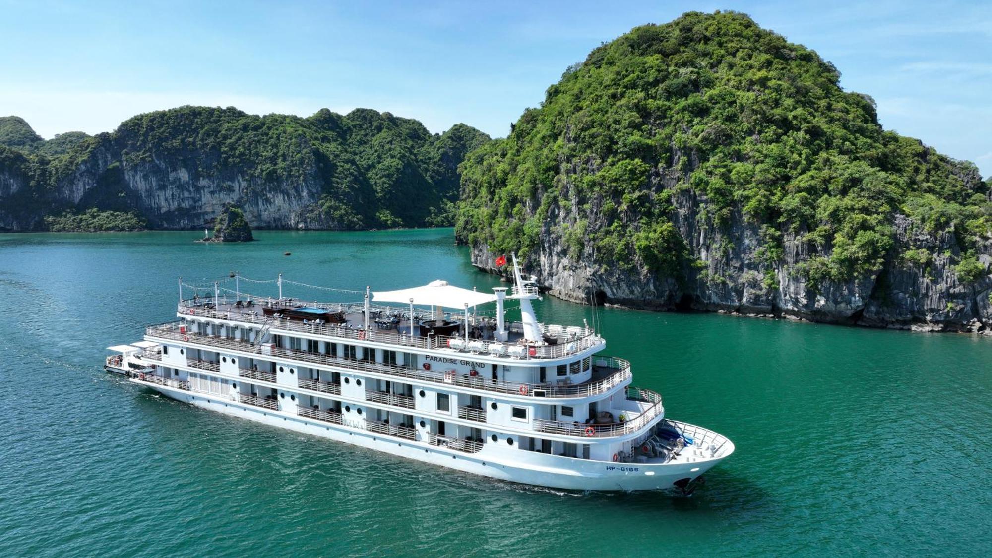 Paradise Grand Cruise - Lan Ha Bay Ha Long Bagian luar foto