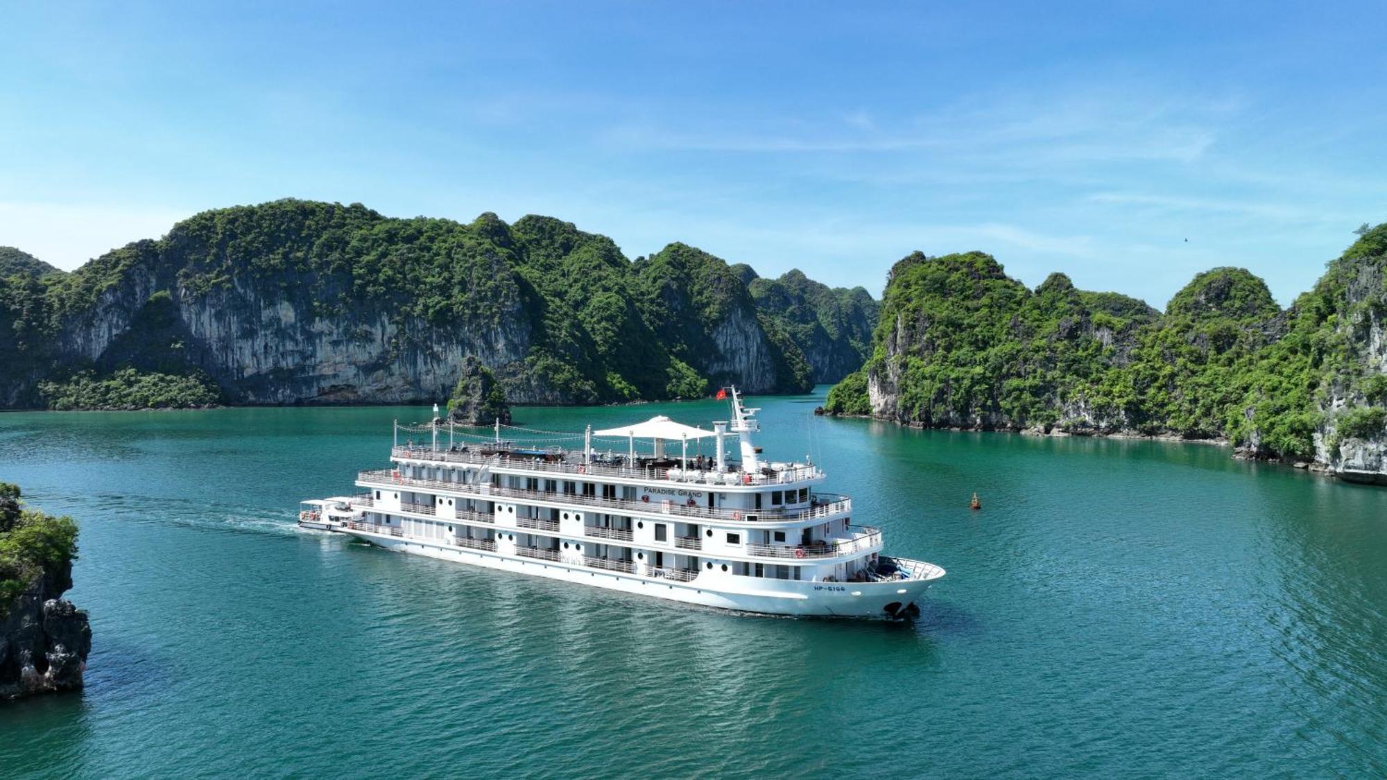 Paradise Grand Cruise - Lan Ha Bay Ha Long Bagian luar foto