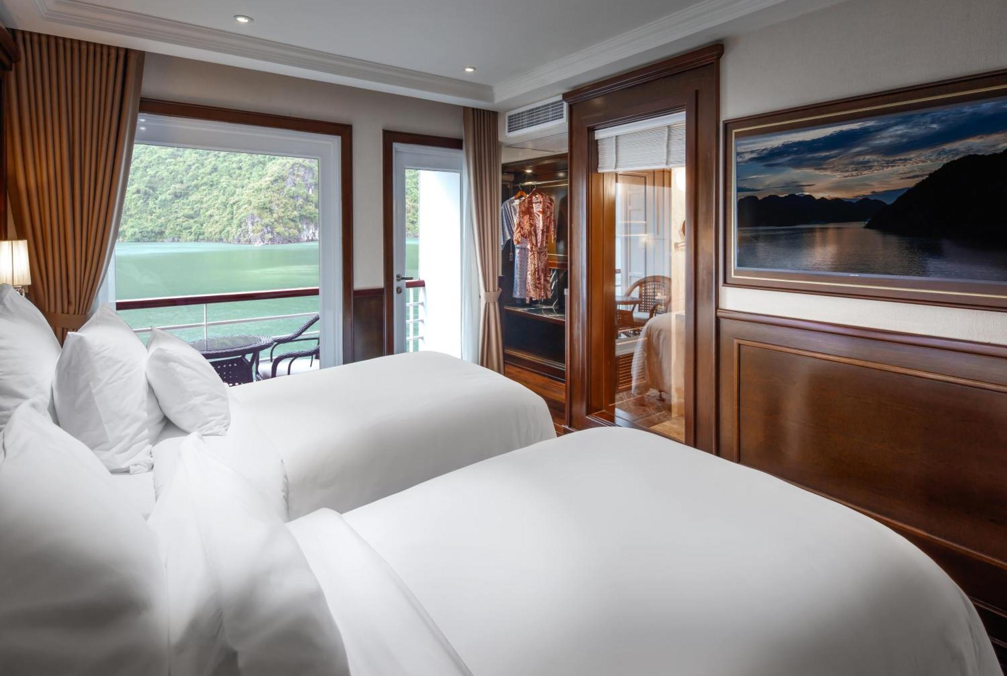 Paradise Grand Cruise - Lan Ha Bay Ha Long Bagian luar foto