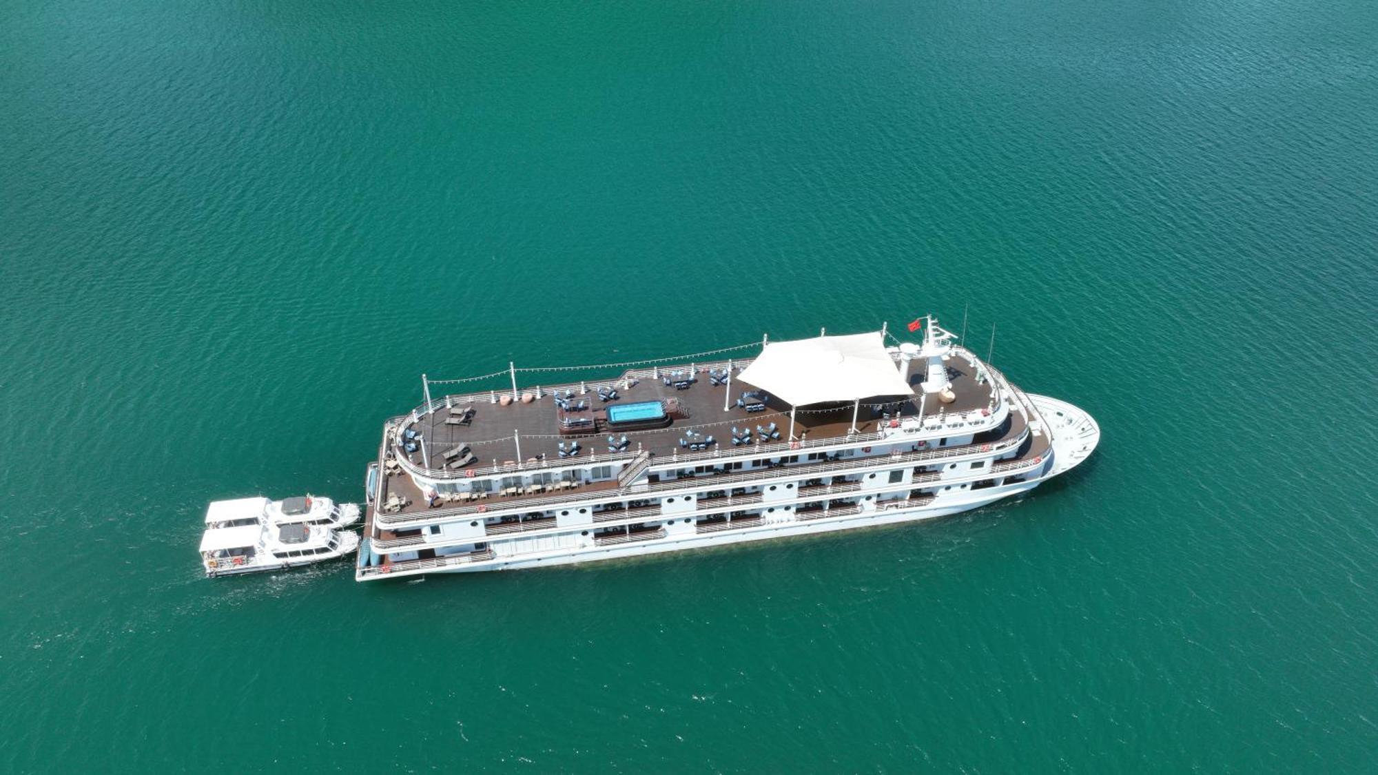 Paradise Grand Cruise - Lan Ha Bay Ha Long Bagian luar foto